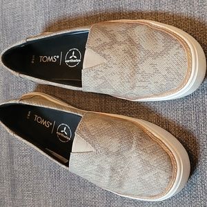 TOMS snake print slip-ons